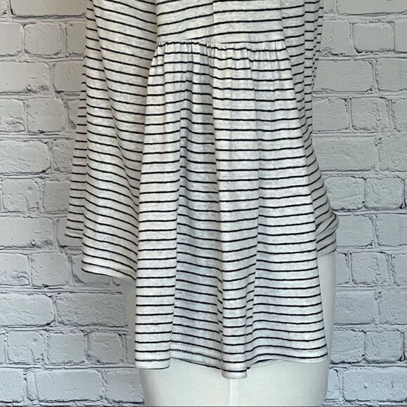 Olivaceous Bell Sleeve Top - Picture 3 of 5